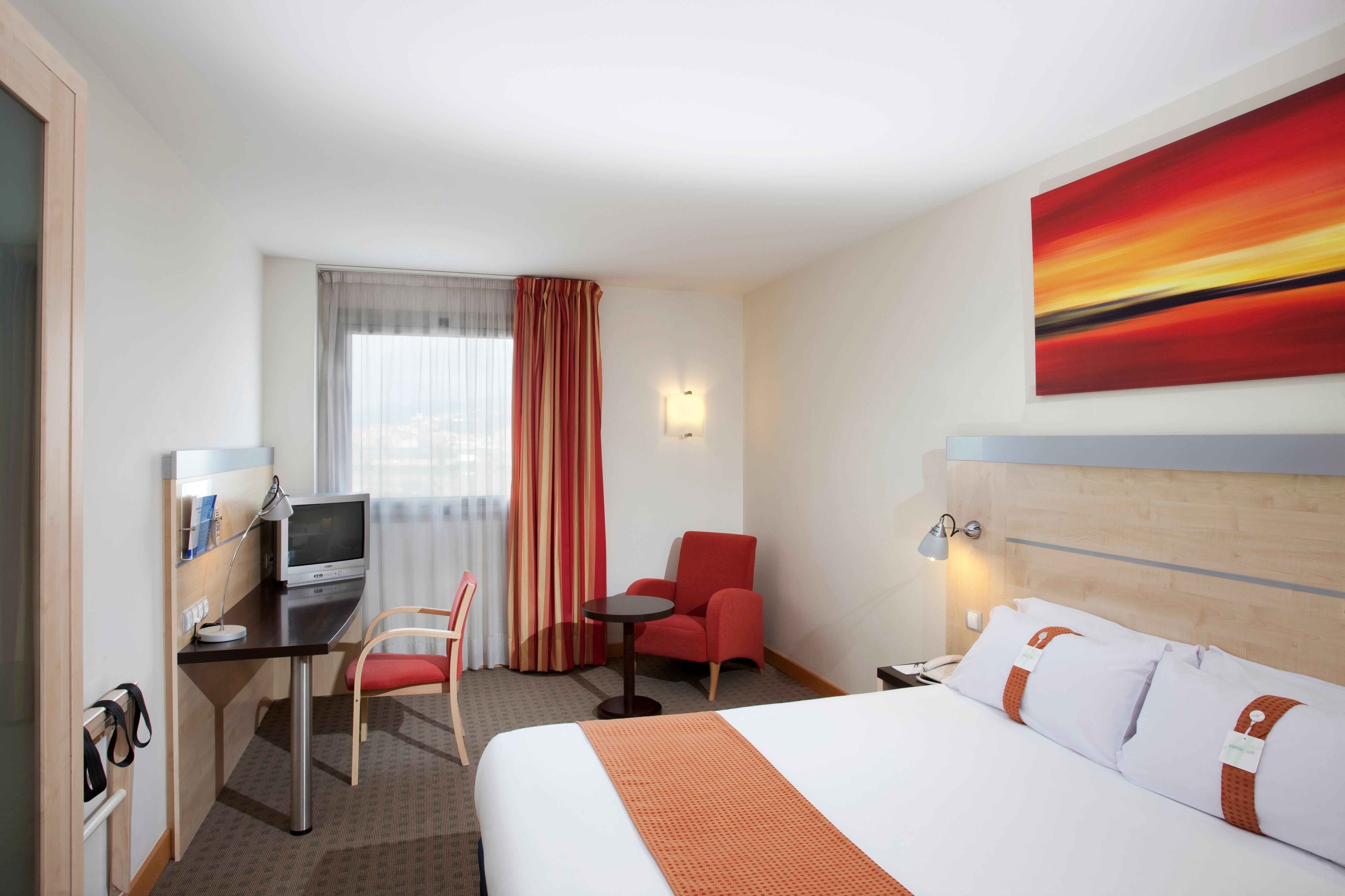 Holiday Inn Express Molins De Rei By Ihg Ruang foto