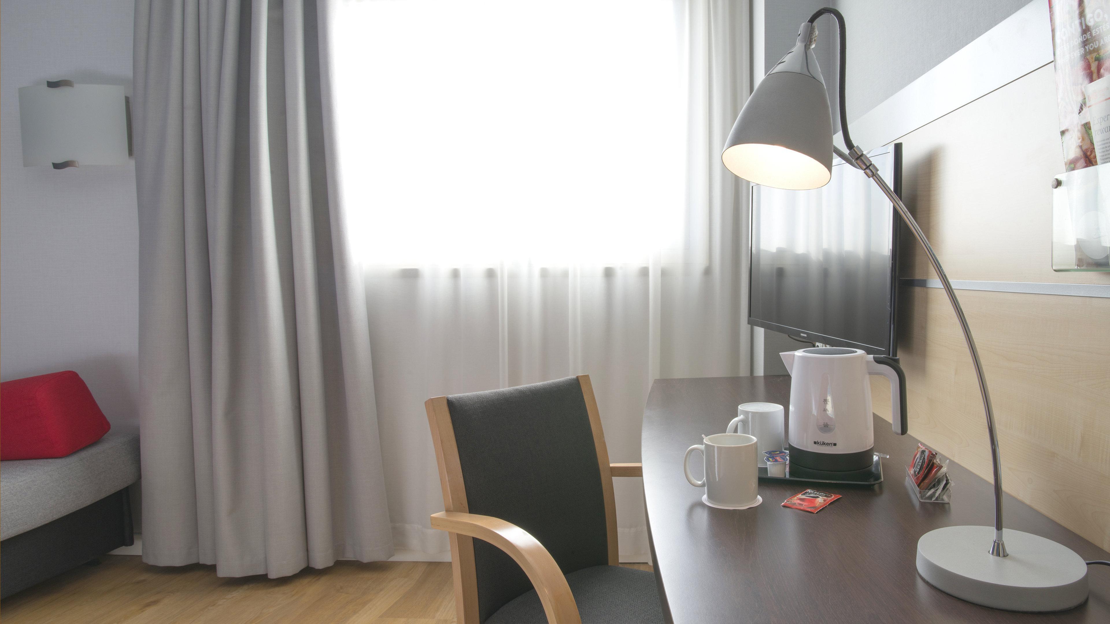Holiday Inn Express Molins De Rei By Ihg Bagian luar foto