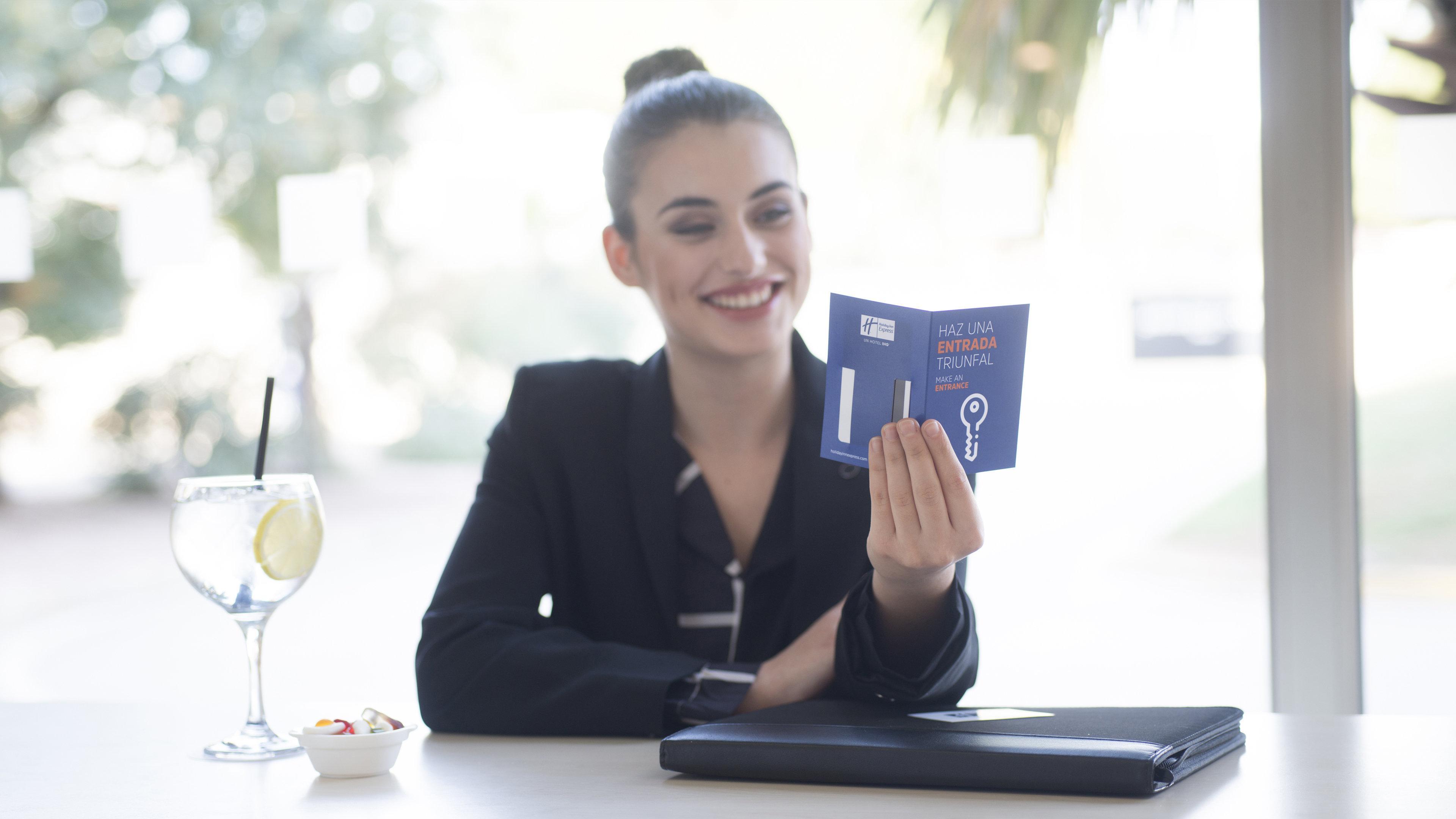 Holiday Inn Express Molins De Rei By Ihg Bagian luar foto